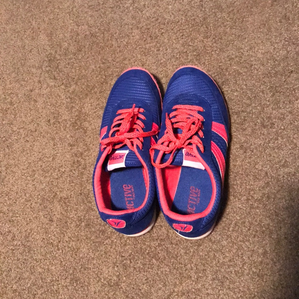 Sneakers